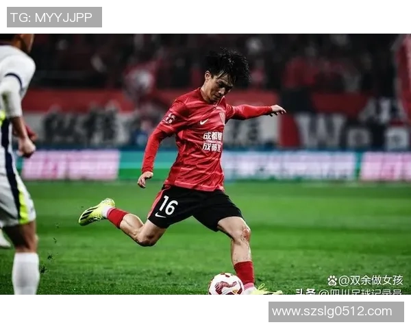 奔跑吧足球明星揭秘:谁是节目中的闪耀球星与他们的精彩表现