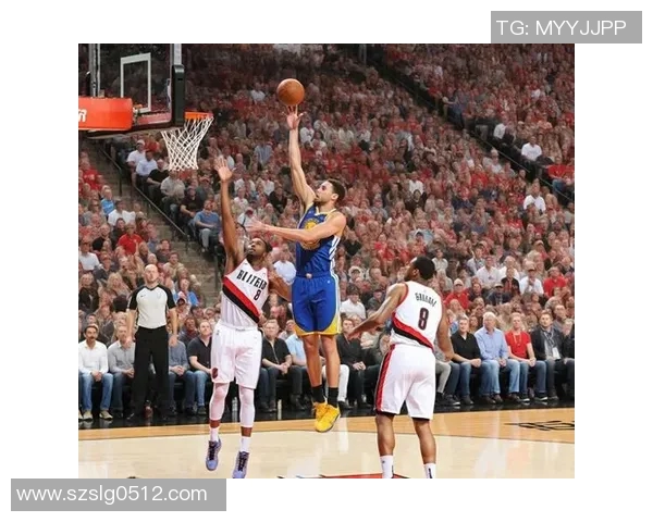 勇士与开拓者激战四月十七日NBA季后赛精彩回顾与分析